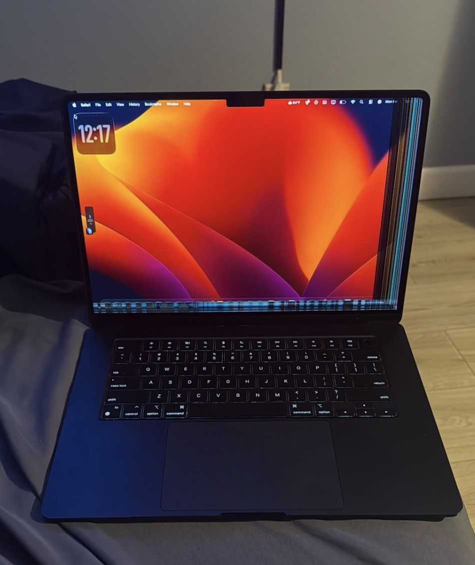 MacBook Air M2 15 Inch 8gb 256gb Screen Damage