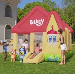 Bluey’s Inflatable Mega Bouncy House Brand New In Box Or Open Box *SEE DETAILS*