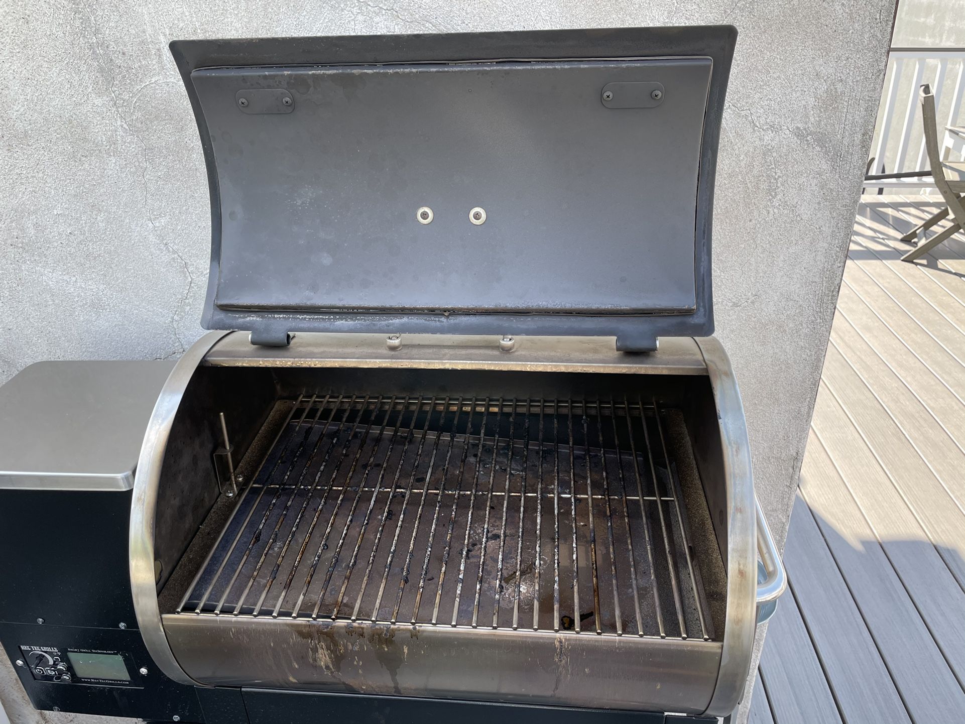 Recteq 340 Wood Pellet Grill for Sale in Hoboken, NJ OfferUp