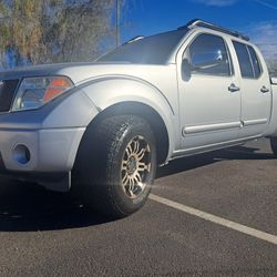 2007 Nissan Frontier LE Crew Cab