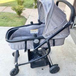 Urbini Stroller/car seat 