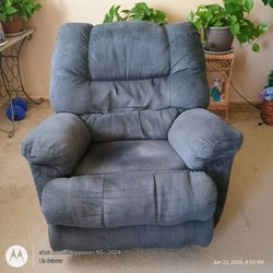 RECLINER (BLUE)