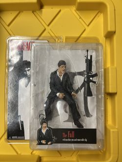 Scarface “The Fall” 7” Action Figure By Mezco MIB