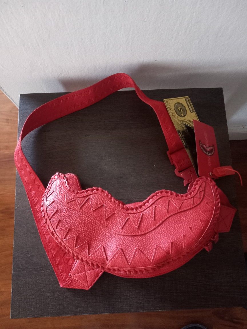 Sprayground Limited Edition Red Riviera SharkMouth Crossbody Waist Bag Purse New With Tags