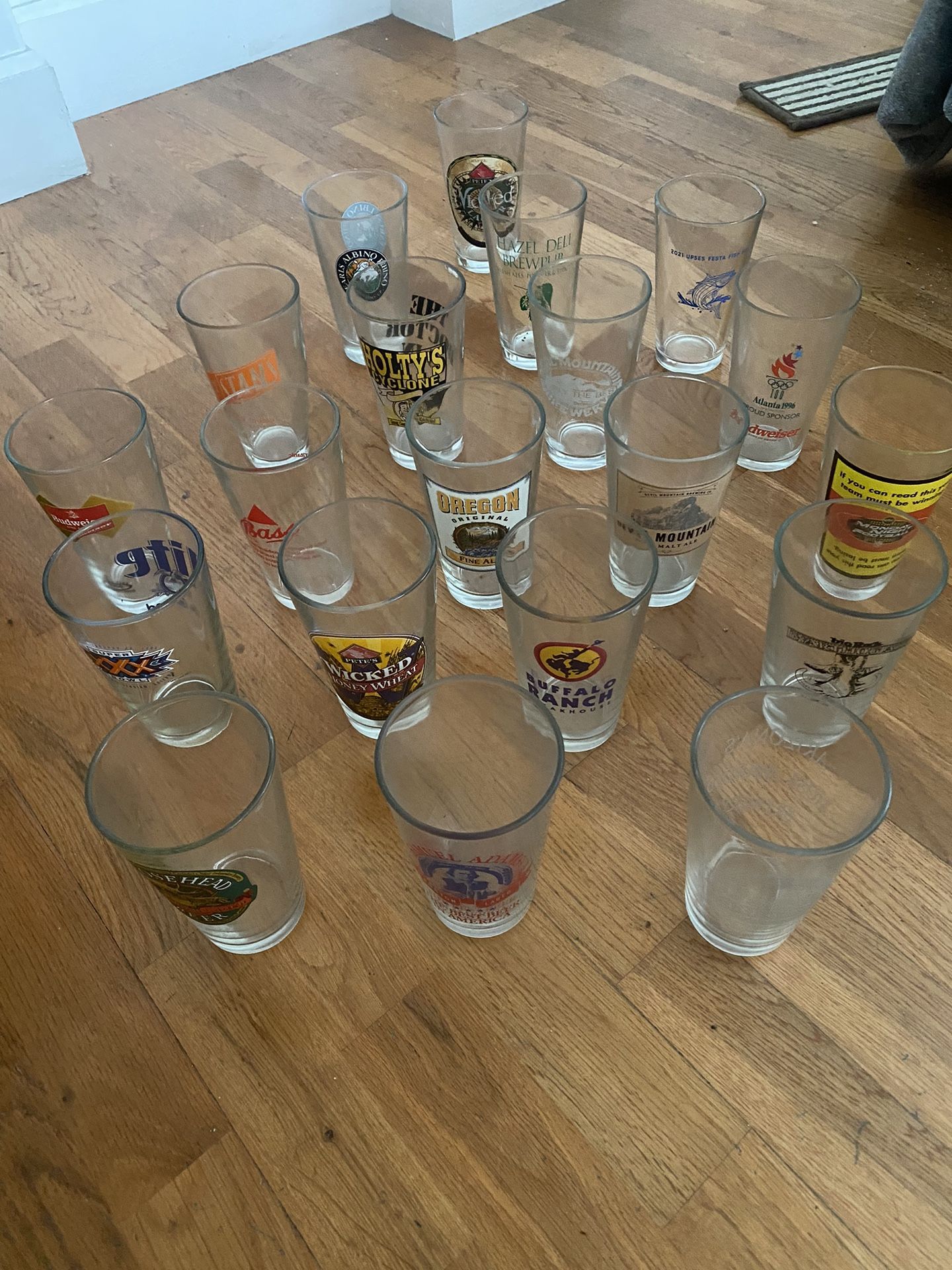 20 Different Vintage Pint Glasses