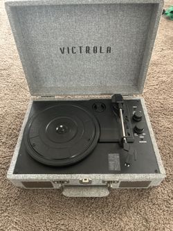 Victrola portable suitcase record Player