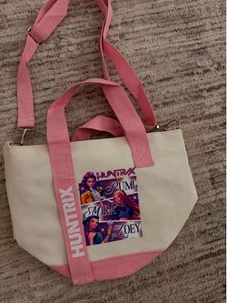 Pink beige hunterix k-pop mini purse