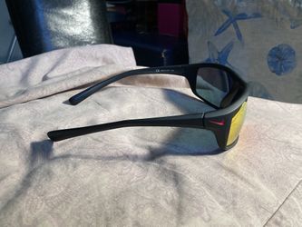 Nike Men’s Sunglasses Polarizing 