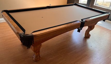 Pool table 8ft- New felt- New Pockets- Any Color- Free Delivery