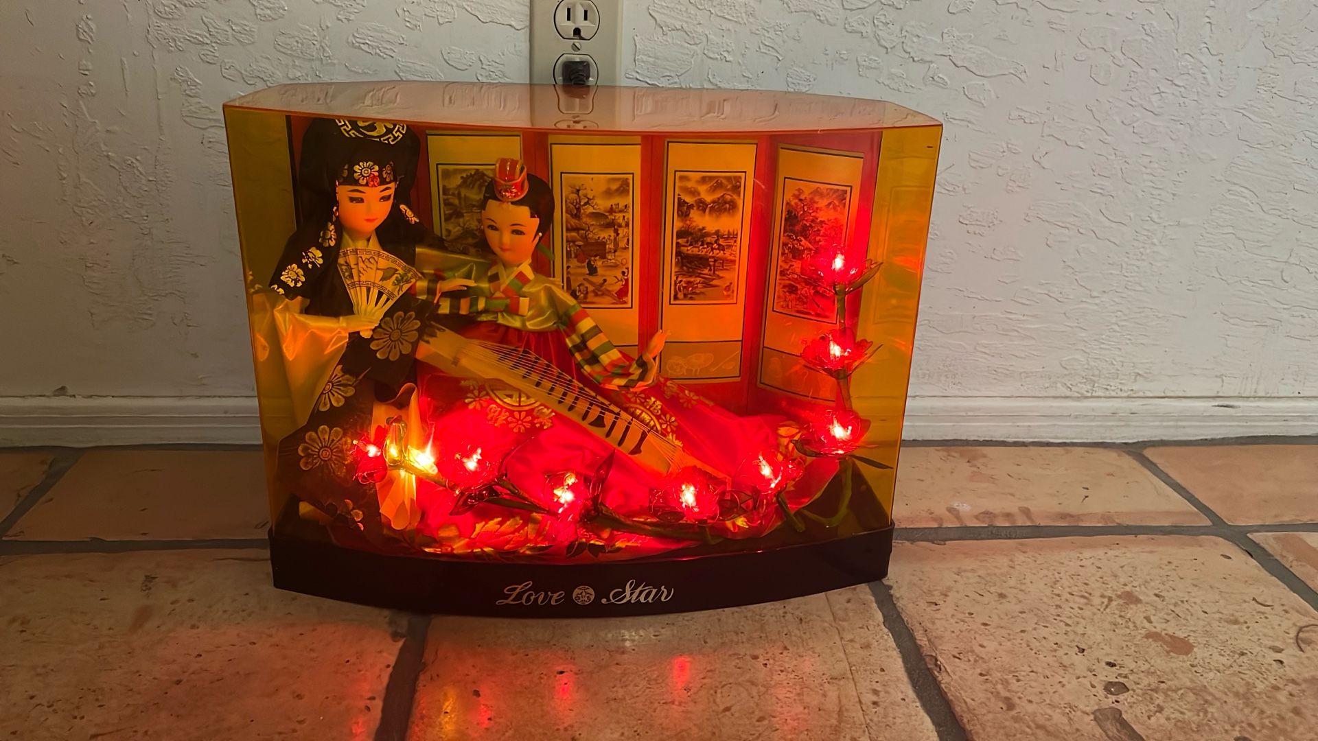 Vintage Light-up “Love Star” Diorama-Asian Dolls