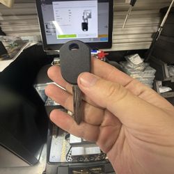 Car Key Replacement & Programming