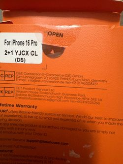 iPhone 16 pro case and screen protector