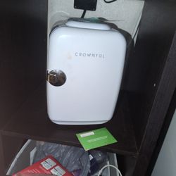 Mini Fridge Or Option For Warmer 