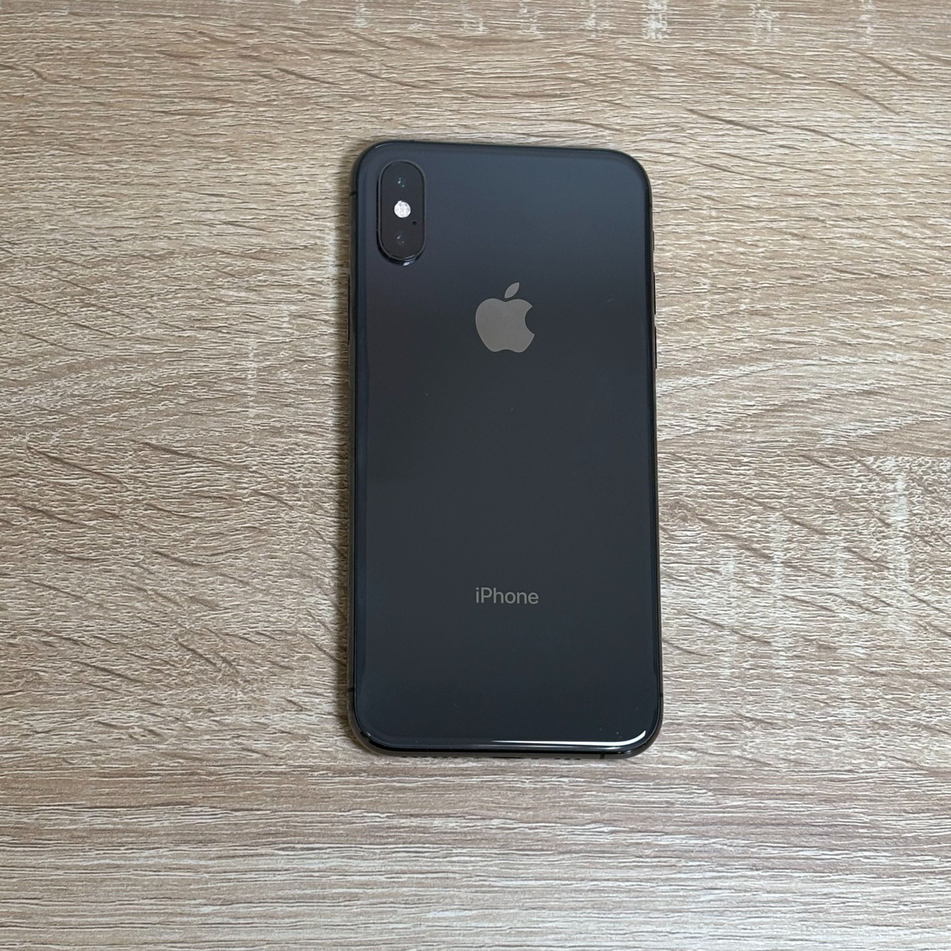 iPhone XS - Unlocked - 256GB - Black