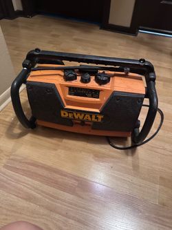 DeWalt radio