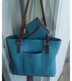 Dooney and Bourke pebbled grain blue bag and wallet
