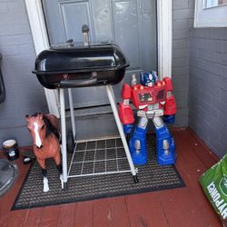 Toys and a travel grill 