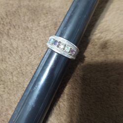 10k White Gold Ring 