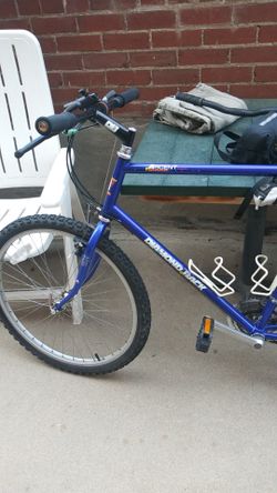 Diamondback ascent Adventure series bike for Sale in Denver CO