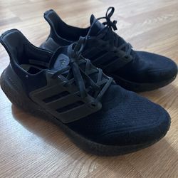 Adidas Ultraboost 22 Black Size 10