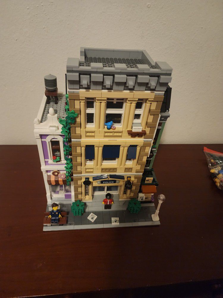 Lego Police Station 10278
