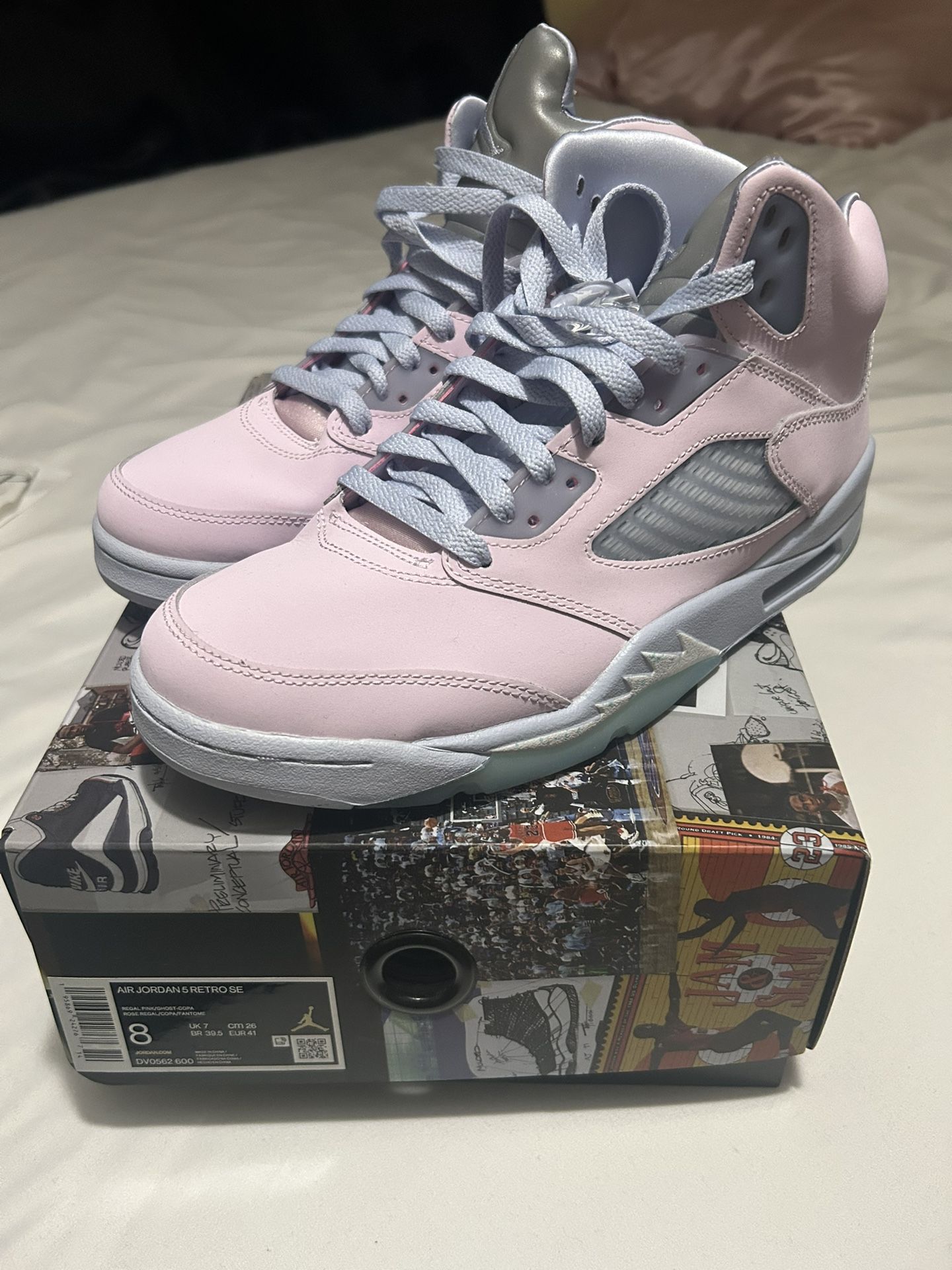 Jordan 5 Retro Easter Shoes