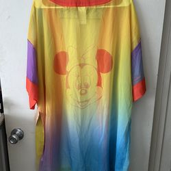 Disney cruise robe size medium
