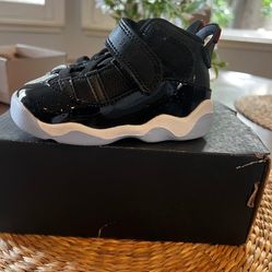 Toddler size 6 C toddler Jordan's