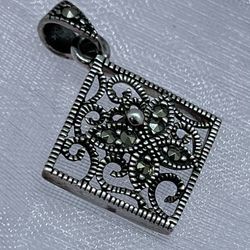 Unisex Oxidized Pendant