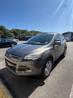 Ford Escape titanium