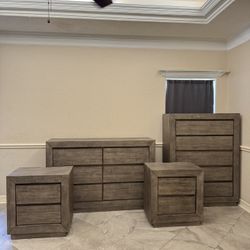 Bedroom Dresser Set