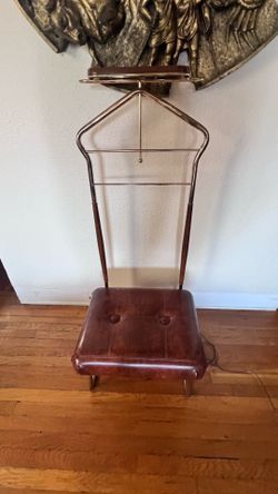 VINTAGE MID CENTURY MODERN PEARL-WICK Butlers Chair Circa 1950's