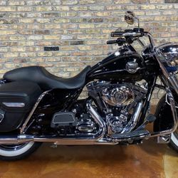 2009 HARLEY-DAVIDSON ROAD KING® CLASSIC