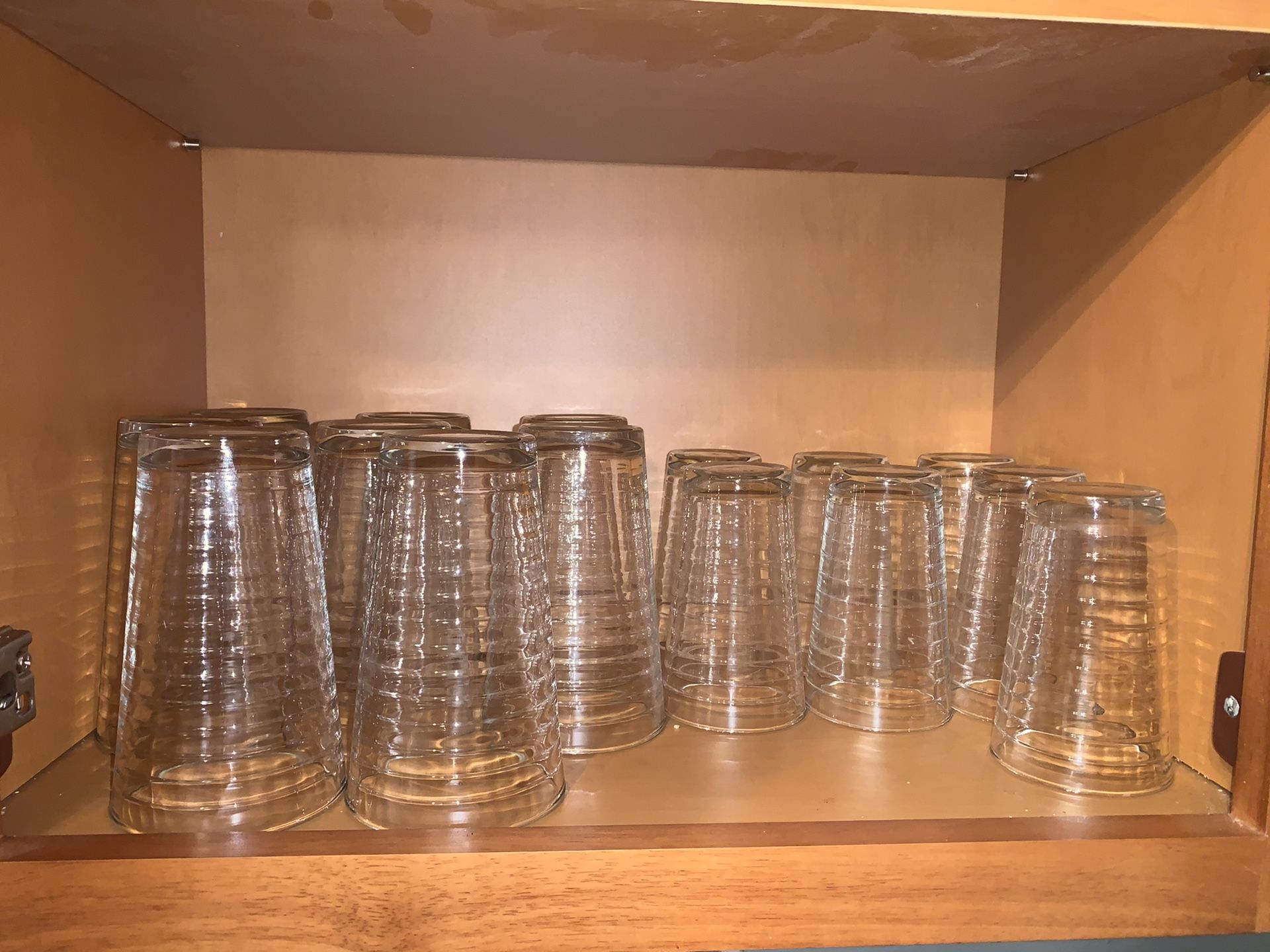 Glasses/ cups