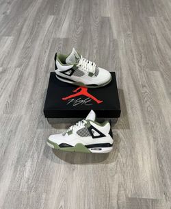 Jordan 4 Retro Seafoam Men 8.5 ( Women 10) New