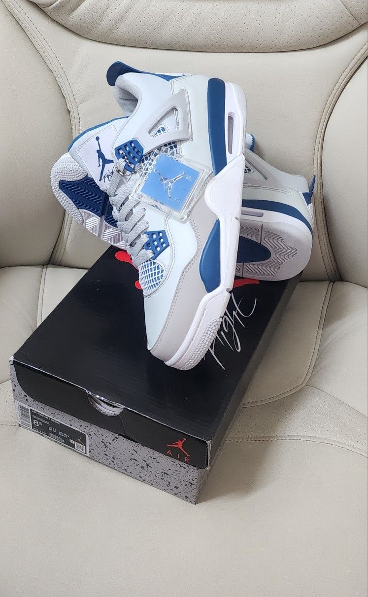 Jordan 4 Retro