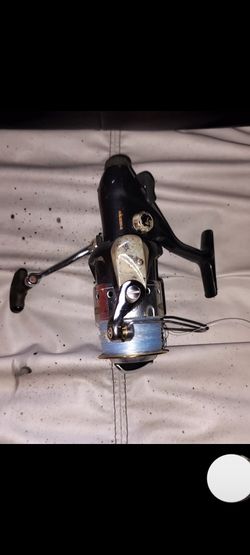 3 fishing reels