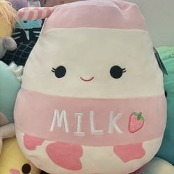 Squishmellow Amelie Pink Strawberry Milk 