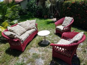 Antique Wicker Furniture Set
