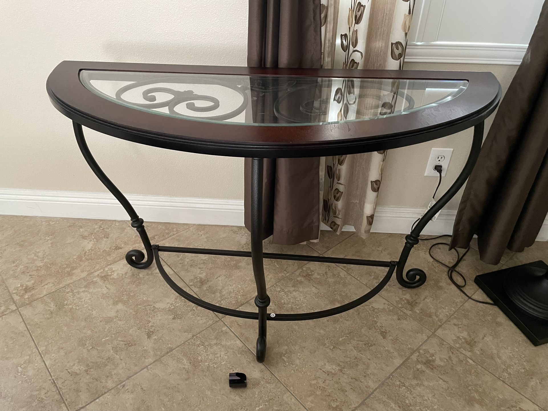Round Table