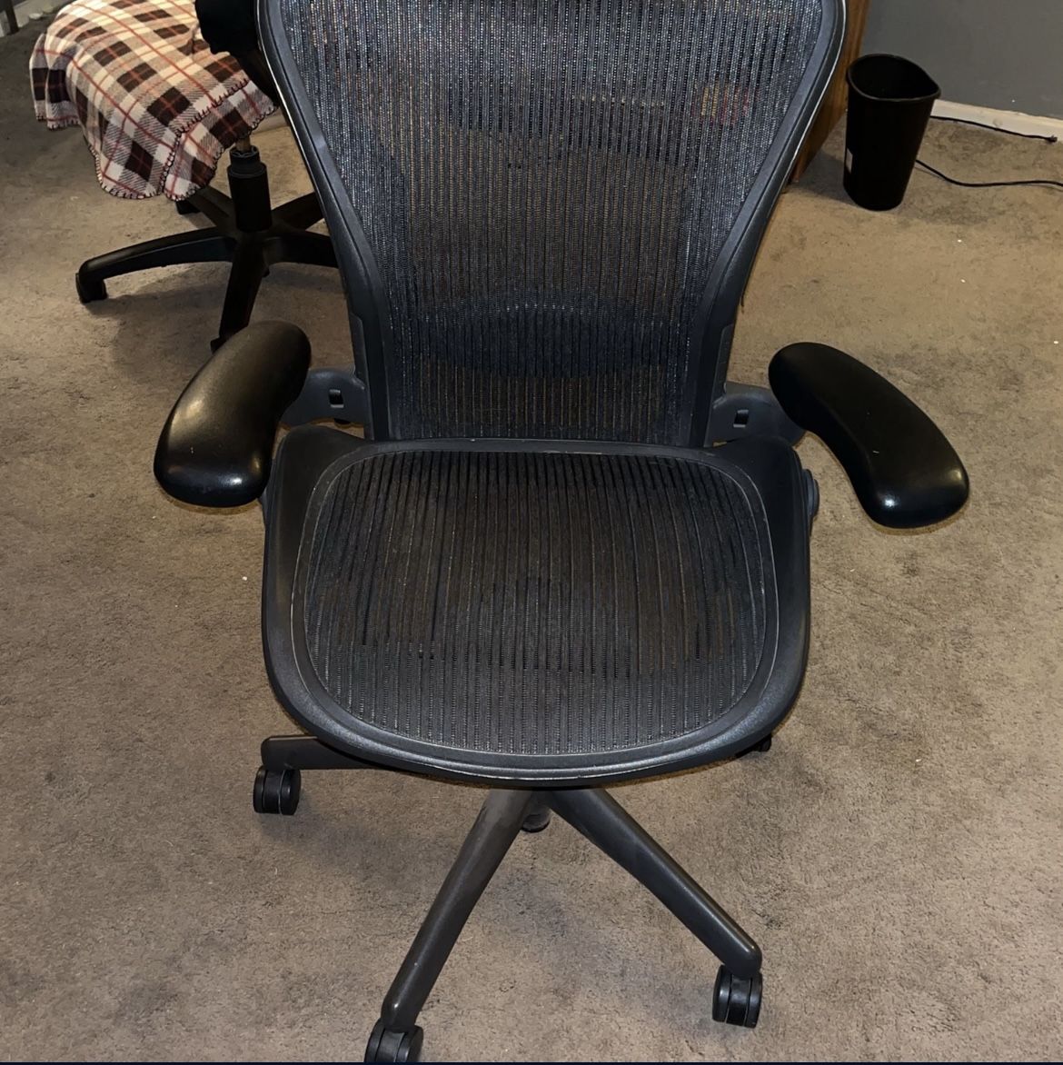 Herman Miller Aeron Chair