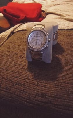 New woman's Fossil watch
