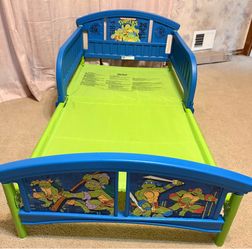 Toddler ninja turtle bedframe