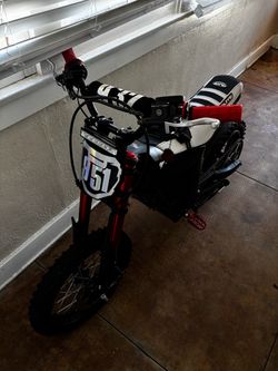 Tuttio Electric Dirt Bike – Runs Great