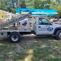 2000 3500 GMC Set Up for Trailer mounted Concrete pump 