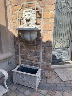 Lion Water Fall