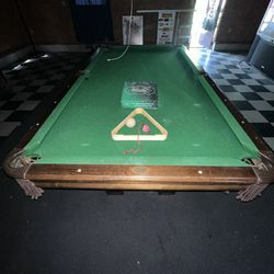6FT Pool Table With Billiard Balls Etc
