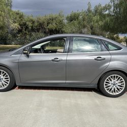 2012 Ford Focus SEL Silver