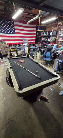 Pool table