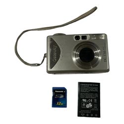 Gateway DC-T50 5.25MP Digital Y2K Point & Shoot Camera W/battery & 32mb Memory   No charger